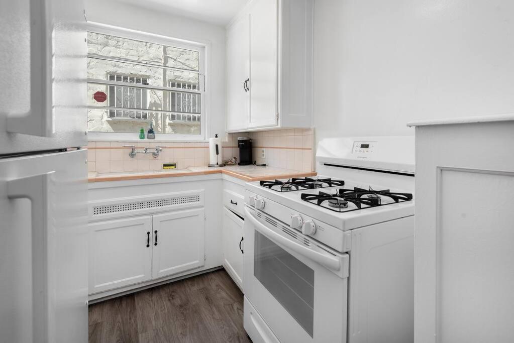 Apartment Chic Apt. With Hot Tub - Ultimate La Experience Los Angeles
